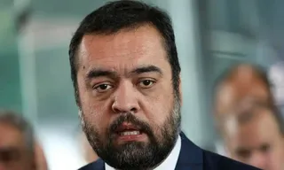 Imagem ilustrativa da imagem Ministro suspende julgamento que pode cassar governador do Rio