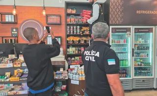 Imagem ilustrativa da imagem Blitze no comércio flagram falsos alimentos saudáveis no ES