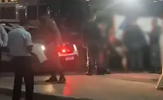 Imagem ilustrativa da imagem Discussão em coletivo termina com jovem agredida em terminal de Vila Velha