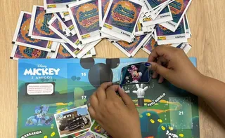 Imagem ilustrativa da imagem Livraria com lojas no ES lança álbum de figurinhas exclusivo da Disney