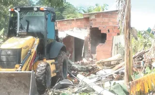 Imagem ilustrativa da imagem Moradores de Vila Velha resistem à reintegração de posse
