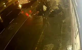 Imagem ilustrativa da imagem Motociclista morre após se chocar em árvore na Avenida Fernando Ferrari