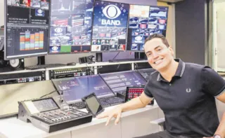 Imagem ilustrativa da imagem “Quem não causa passa em branco”, diz Léo Dias, novo apresentador da Band