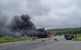 Imagem ilustrativa da imagem Segundo ônibus é incendiado na Serra após morte de suspeito em confronto com a PM