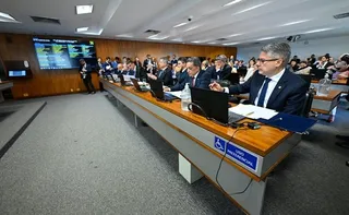 Imagem ilustrativa da imagem Senado aprova projeto que aumenta tempo de internação para adolescentes infratores
