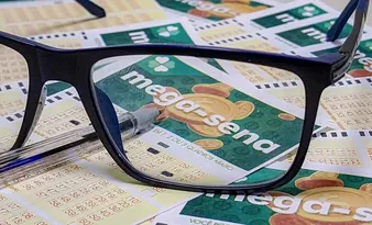 Imagem ilustrativa da imagem Mega-Sena acumula novamente e prêmio principal vai para R$ 60 milhões