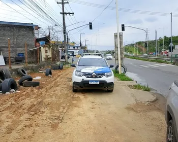 Imagem ilustrativa da imagem Homem morre em borracharia enquanto reparava roda de caminhão