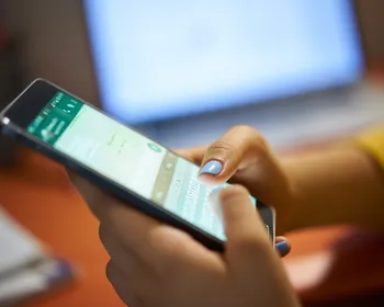 Imagem ilustrativa da imagem Falha no WhatsApp expôs dados de 3,5 bilhões; Meta diz que já corrigiu