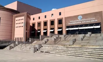 Imagem ilustrativa da imagem Assembleia aprova reajuste de 8% para professores e agentes da educação no ES