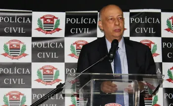 Imagem ilustrativa da imagem Ruy Fontes, ex-delegado-geral da Polícia Civil de SP, é assassinado na Praia Grande