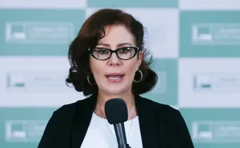 Imagem ilustrativa da imagem Justiça manda prender jornalista perseguido por Carla Zambelli