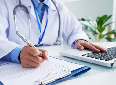 Imagem ilustrativa da imagem IA vai ajudar a combater fraudes de falsos médicos nas redes sociais