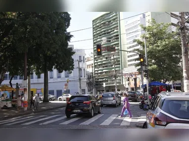 Rua de Mimoso do Sul após temporais que provocaram estragos em 2024: ajuda voluntária para reconstrução