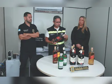 Imagens revelaram troca de mensagens entre o suspeito e uma das vítimas