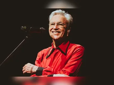 Imagem ilustrativa da imagem Caetano Veloso se apresenta neste domingo em festival na Prainha