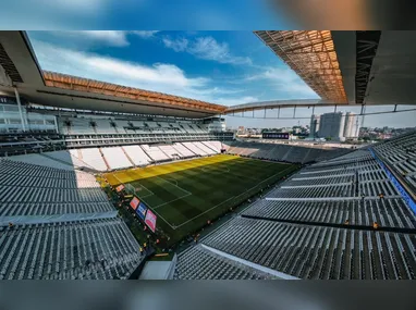 Gustavo Henrique marcou o primeiro gol corintiano na temporada