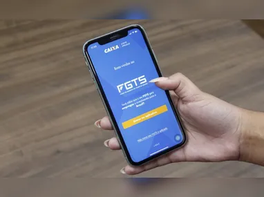 Imagem ilustrativa da imagem Governo prepara liberação do FGTS para ajudar endividados