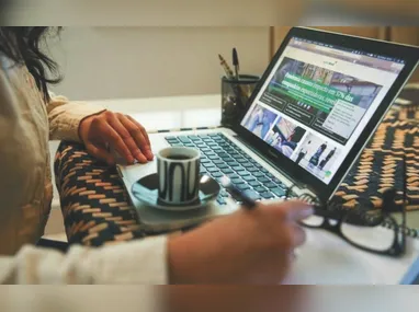 Imagem ilustrativa da imagem Home office: empregados convocados ao trabalho presencial recorrem à Justiça