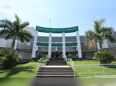 Teatro de Santa Isabel, no Recife, onde tiveram início as celebrações, com presença de autoridades e artistas