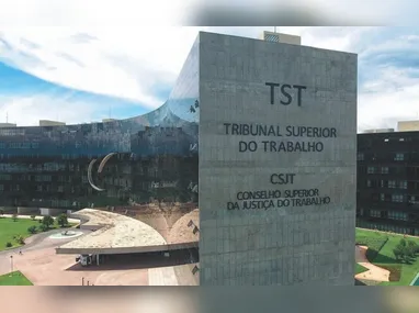 Imagem ilustrativa da imagem TST confirma indenização para porteiros trocados por portaria virtual