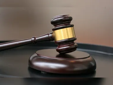 Imagem ilustrativa da imagem Pai que abandonou filha é condenado a pagar R$ 150 mil de indenização