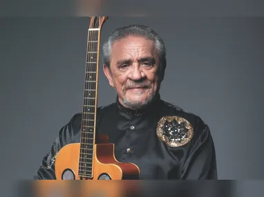 O ator Paulo Betti se apresenta pela primeira vez no Espírito Santo