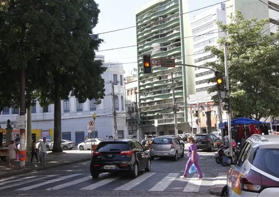 Imagem ilustrativa da imagem Obras da Cesan fecham vias e mudam trânsito em Vitória