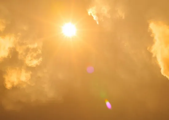 Imagem ilustrativa da imagem Alerta de calor extremo no Brasil tem data para acabar: veja a previsão