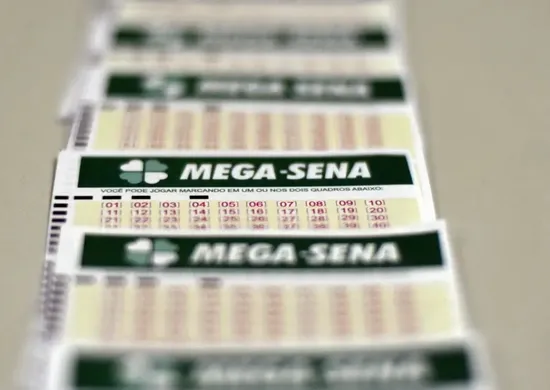 Imagem ilustrativa da imagem Seis apostas do ES batem na trave e faturam prêmio da quina da Mega-Sena