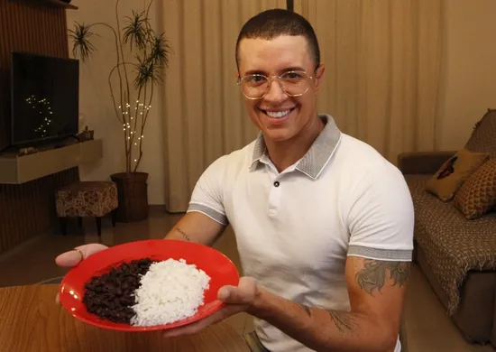 Imagem ilustrativa da imagem Consumo de arroz e feijão é o menor desde 1960 e preocupa especialistas