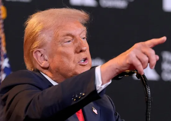 Imagem ilustrativa da imagem Trump diz que líderes europeus são "fracos e politicamente corretos demais"