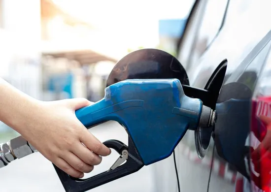 Imagem ilustrativa da imagem Governo anuncia subsídio de até R$ 0,89 para gasolina e R$ 0,35 para o óleo diesel