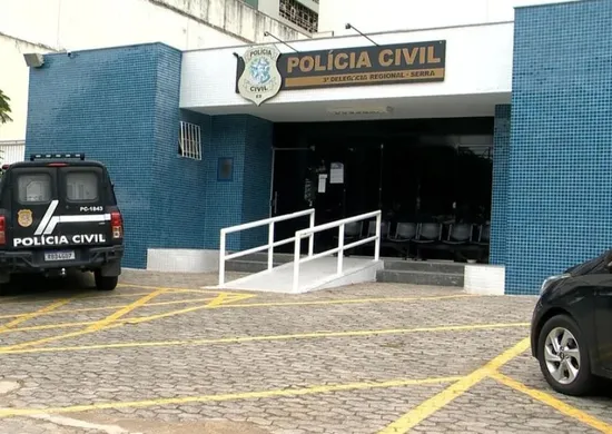 Imagem ilustrativa da imagem Passageiro com punhal ameaça motorista de ônibus na Serra