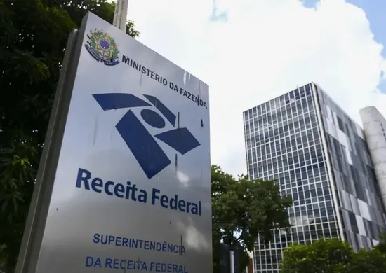 Imagem ilustrativa da imagem Receita abre consulta à restituição automática do IR 2026 em 8 de julho