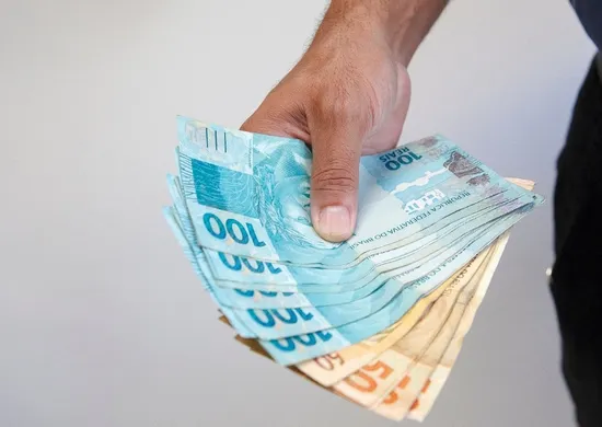 Imagem ilustrativa da imagem Veja como fica o salário do trabalhador com os novos descontos do IR e do INSS