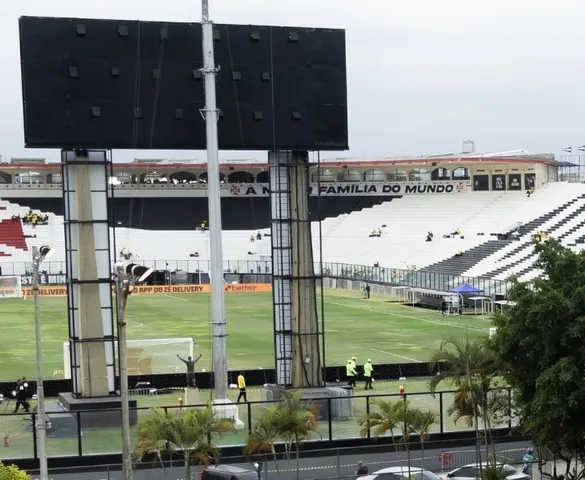 Imagem ilustrativa da imagem A bola fora