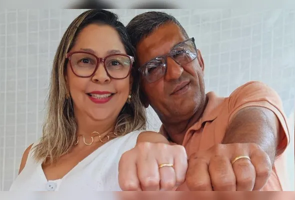 Giani Santos, que está na UTI, e o marido, Carlos dos Santos