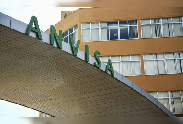 Fachada do edifício sede da Agência Nacional de Vigilância Sanitária (Anvisa).