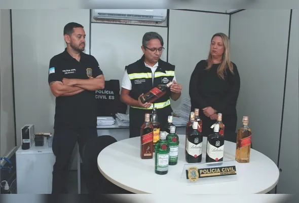 Delegado Eduardo Passamani, deputado Vandinho Leite e Letícia Coelho Nogueira, diretora-geral do Procon Estadual: alerta para as falsificações