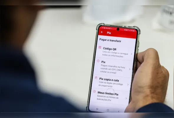 Uso do Pix: facilidade para abrir conta em bancos digitais é um dos motivos apontados para proliferação de fraudes