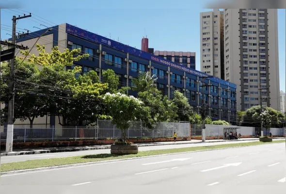 Governo do ES concede 8% de reajuste salarial para profissionais da educação