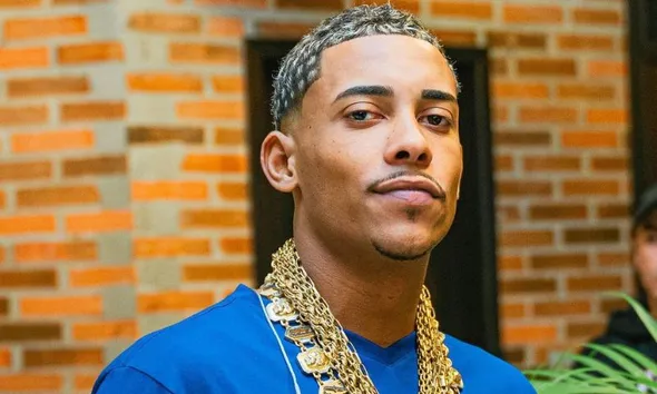 Imagem ilustrativa da imagem Câmeras registram invasão à casa de Poze e cantor manda recado para assaltantes