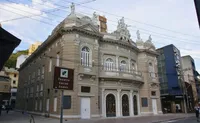Imagem ilustrativa da imagem Visitas guiadas no Theatro Carlos Gomes começam em dezembro. Saiba como conhecer