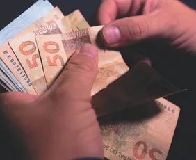 Imagem ilustrativa da imagem Beneficiários com NIS de final 5 recebem Bolsa Família de agosto