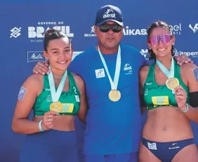 Imagem ilustrativa da imagem Atleta do ES é campeã da temporada no vôlei de praia