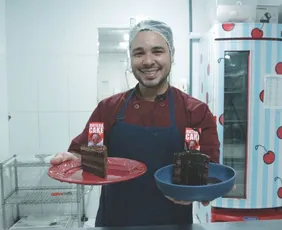 Imagem ilustrativa da imagem Como fazer Bolo de chocolate Matilda, o clássico que voltou à moda