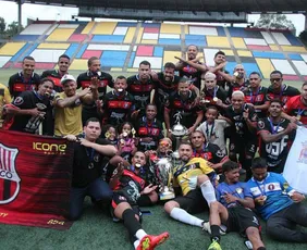 Imagem ilustrativa da imagem Copa Metropolitana: Pânico leva susto, mas é campeão nos pênaltis