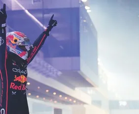 Imagem ilustrativa da imagem Decisão do título da Fórmula 1 fica para etapa final