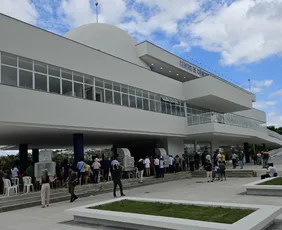 Imagem ilustrativa da imagem Diversão em viagem ao espaço em Colatina