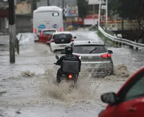 Imagem ilustrativa da imagem ES recebe alerta de grande perigo para alagamentos; veja cidades em risco
